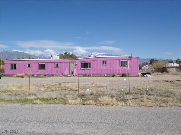 1711 Royal Avenue, Pahrump, NV 89060