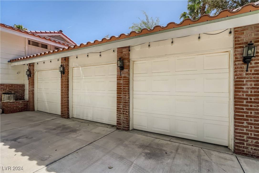 Las Vegas, NV 89120,7082 Mira Vista Street