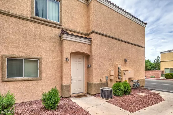 North Las Vegas, NV 89081,4013 Pepper Thorn Avenue #201