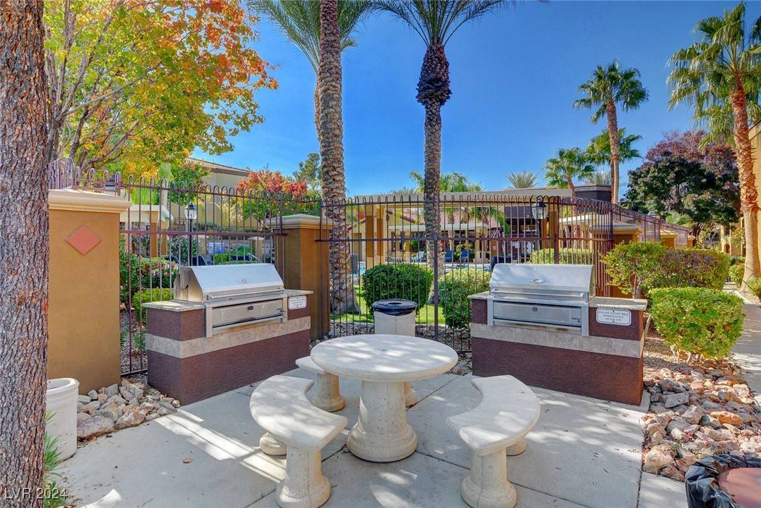 Henderson, NV 89052,Address not disclosed