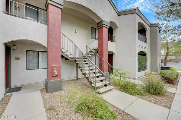 Henderson, NV 89052,950 Seven Hills Drive #1021