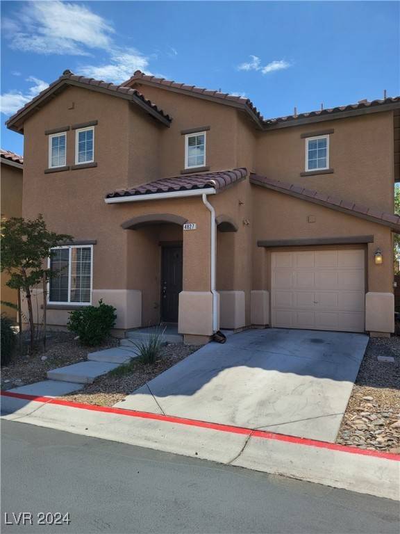 4827 Golden Shimmer Avenue, Las Vegas, NV 89139