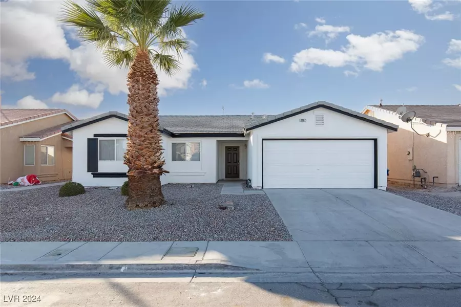 2207 Fountain Valley Way, North Las Vegas, NV 89031