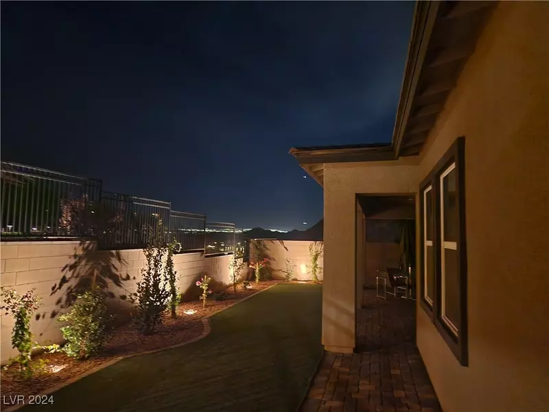 144 Juliette Pointe Lane, Henderson, NV 89011