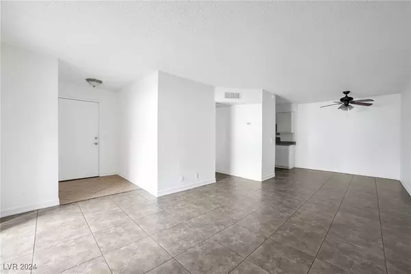 Las Vegas, NV 89128,3151 Soaring Gulls Drive #2119