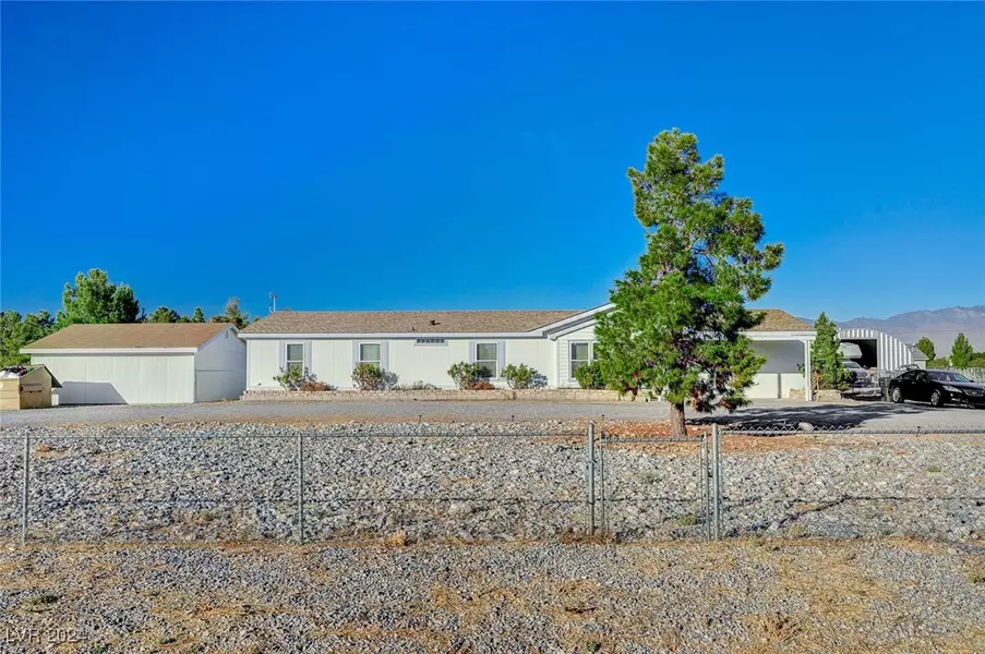 420 Hallsway Street, Pahrump, NV 89048