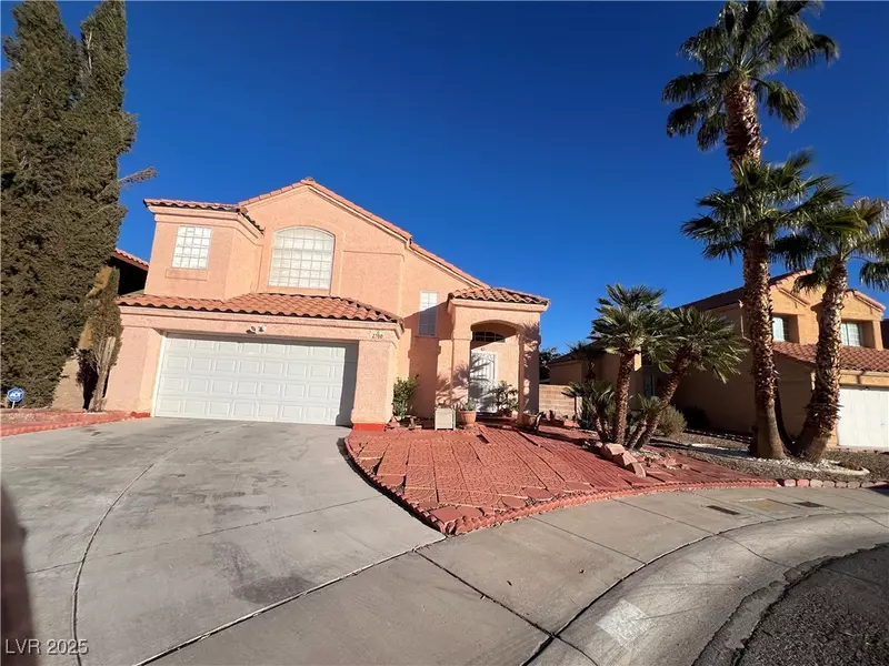 2700 Kennington Circle, Las Vegas, NV 89117