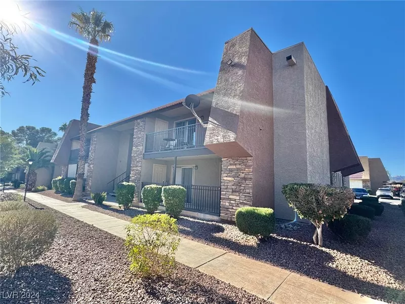 5062 River Glen Drive #155, Las Vegas, NV 89103