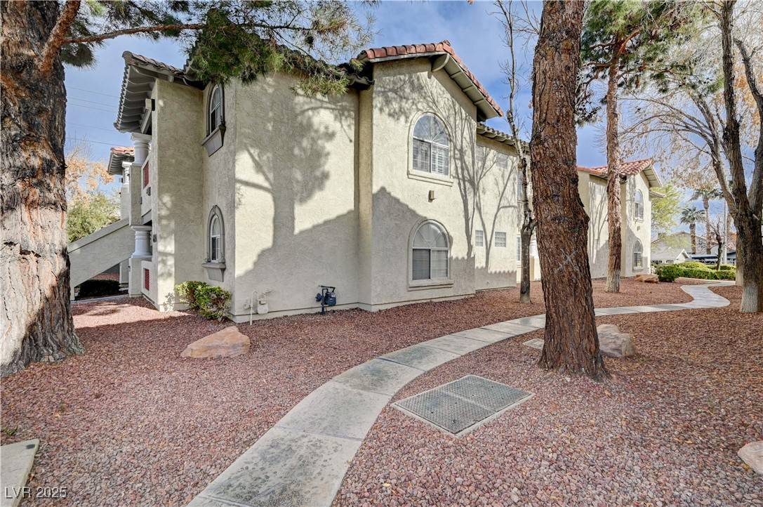6804 Elm Creek Drive #102, Las Vegas, NV 89108