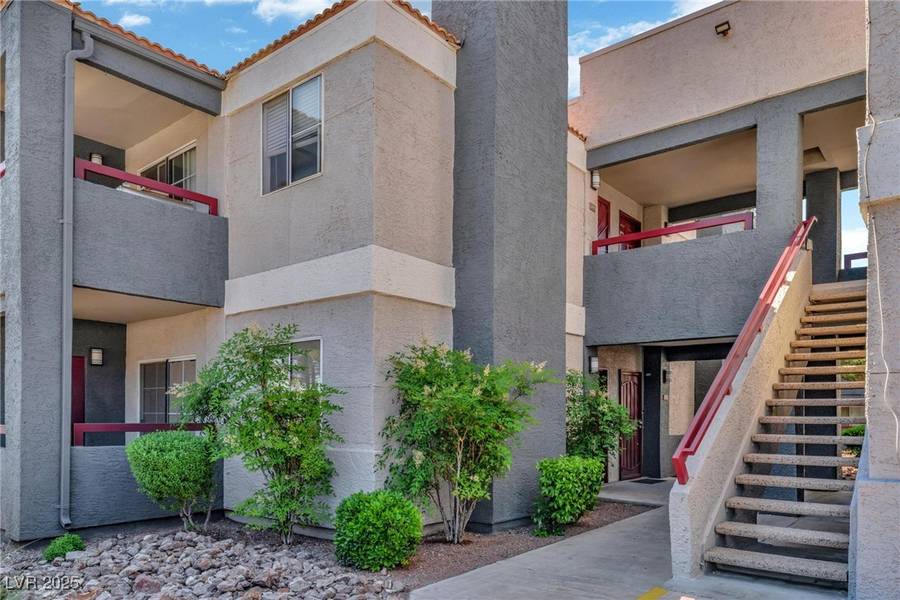 8600 W Charleston Boulevard #2092, Las Vegas, NV 89117