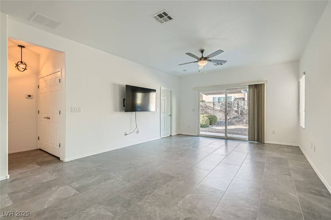 North Las Vegas, NV 89084,7933 Grey Teal Street