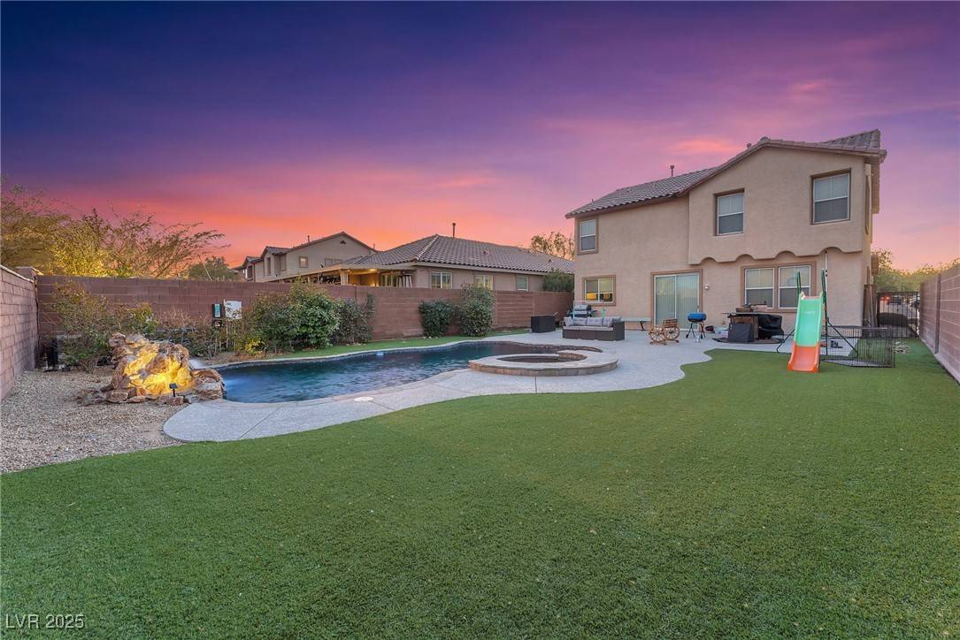 Las Vegas, NV 89179,11156 Hickory Glen Street