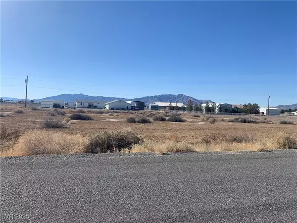 3201 W Windsong Lane, Pahrump, NV 89048