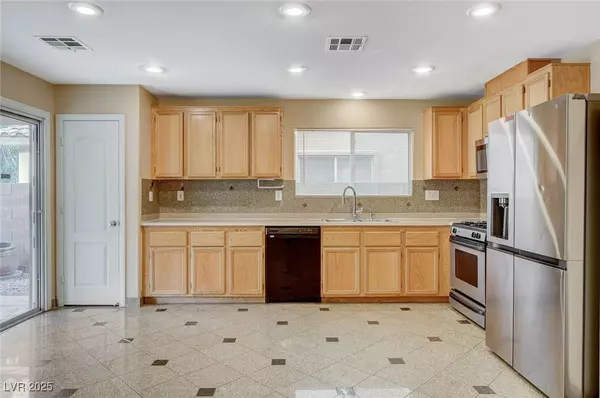 North Las Vegas, NV 89084,6699 Wood Thrush Place