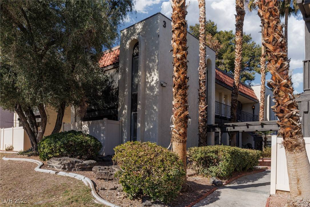 1390 Vegas Valley Drive #25, Las Vegas, NV 89169
