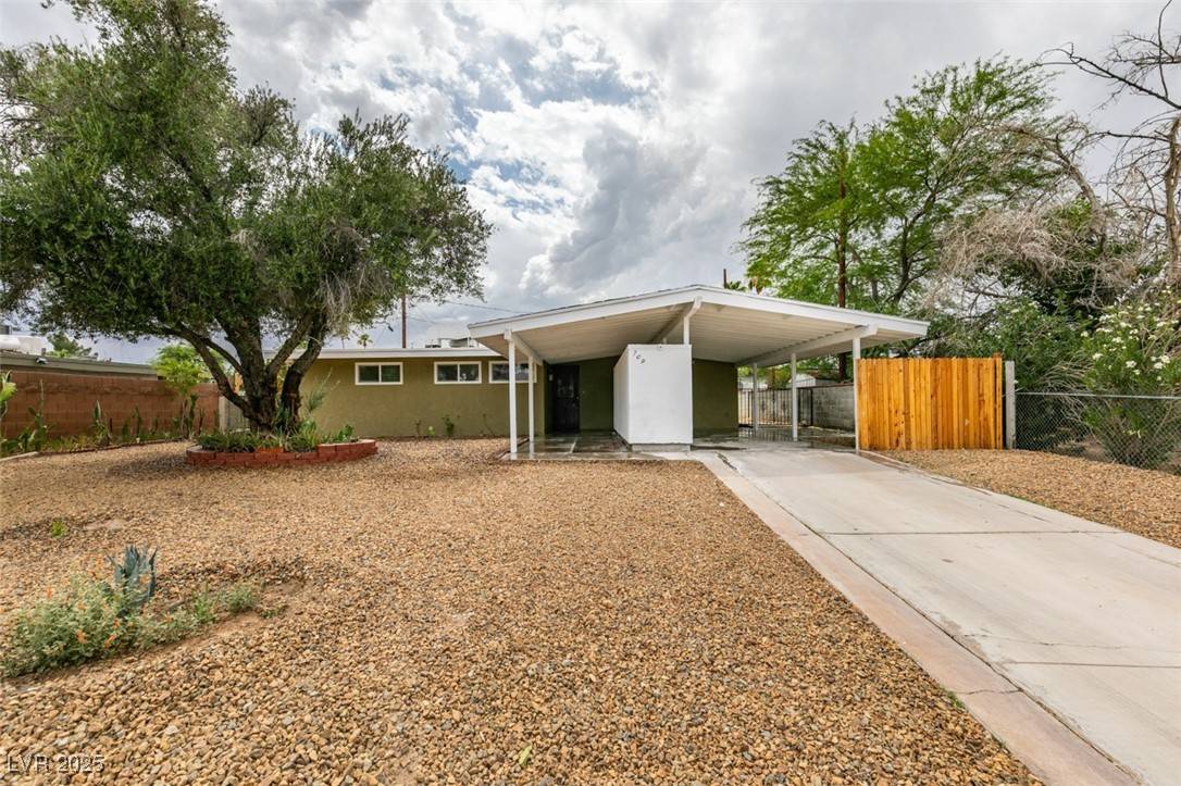 709 N 22nd Street, Las Vegas, NV 89101