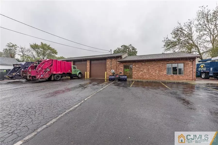 305 Pulaski ST, South Plainfield, NJ 07080