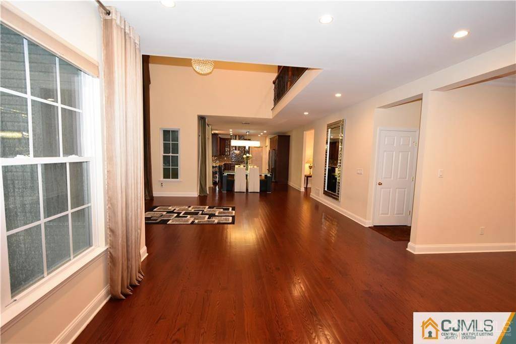 North Brunswick, NJ 08902,14 Rupprecht RD