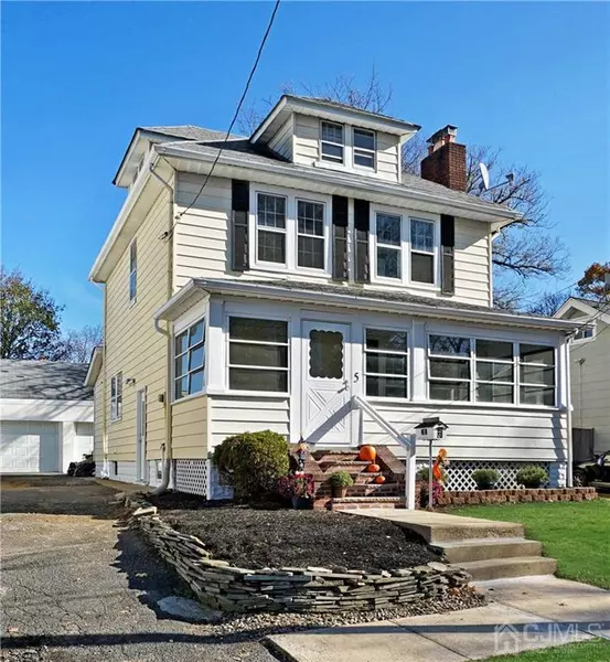 5 Beryl ST, South River, NJ 08882