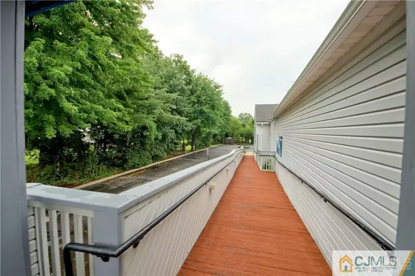 South Brunswick, NJ 08824,3158 Route 27