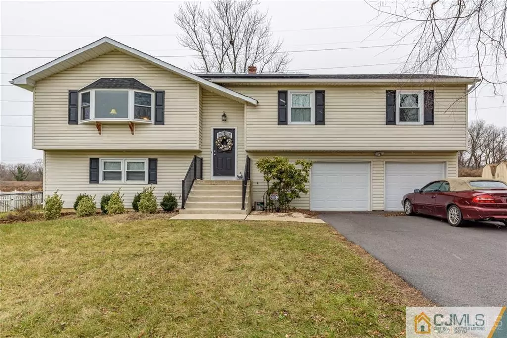 Lopatcong, NJ 08865,29 Peddlers LN