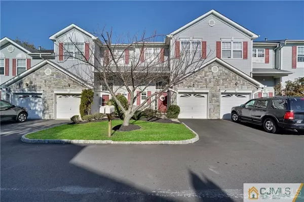 Old Bridge, NJ 08879,3 Capica CT