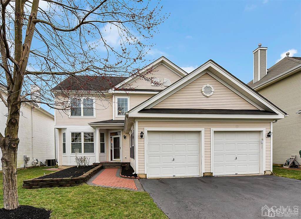 4 HEATHER CT, Plainsboro, NJ 08536