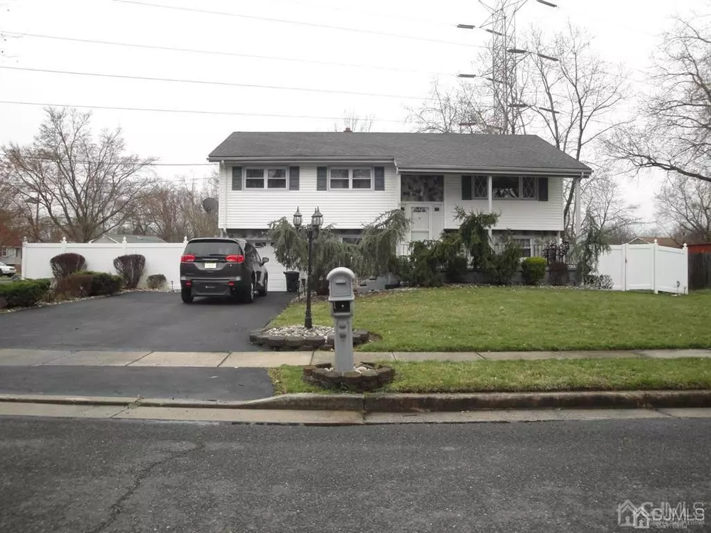 Piscataway, NJ 08854,39-39 Sefton CIR