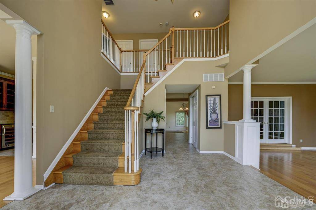 Cranbury, NJ 08512,31 Bodine DR