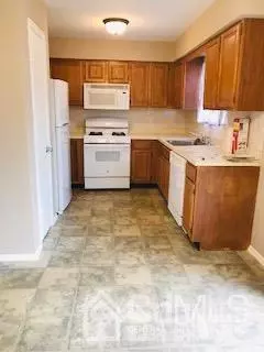 Jamesburg, NJ 08831,27 Hemlock DR #242