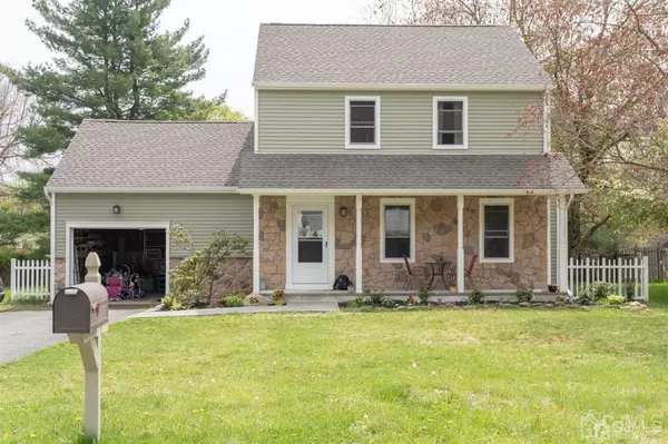 85 COUNTRYSIDE DR, Hackettstown, NJ 07840