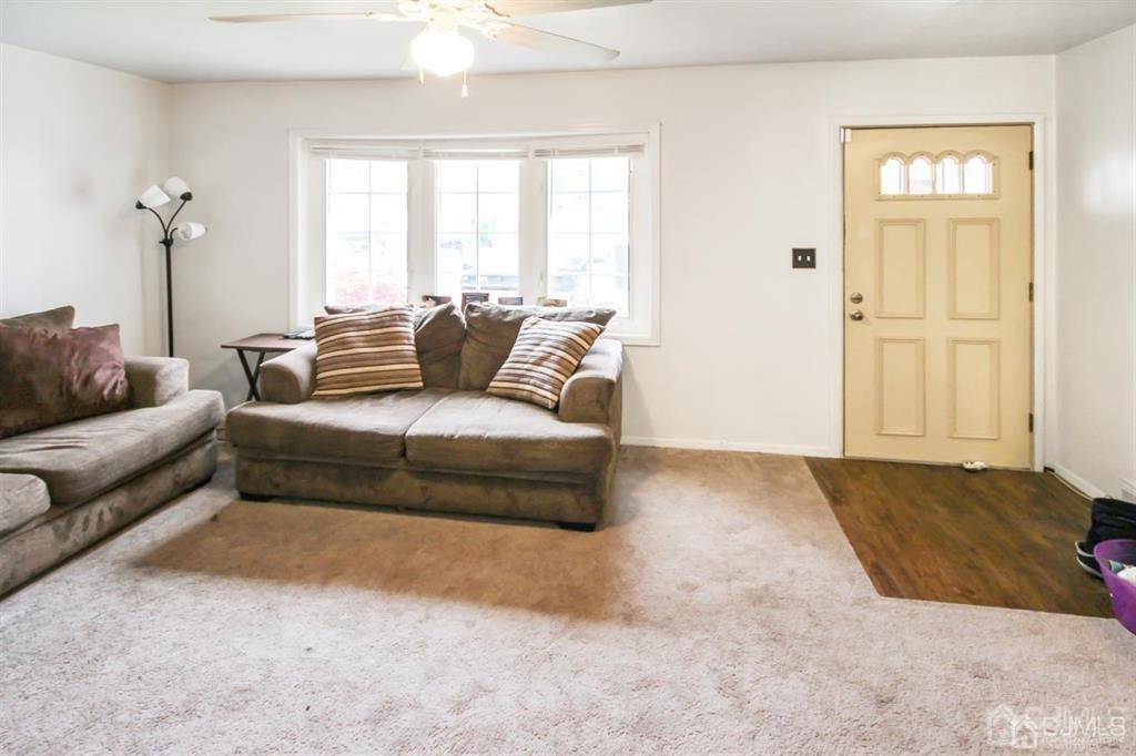 East Brunswick, NJ 08816,54 MERRILL AVE