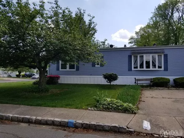 22 Poe RD, North Brunswick, NJ 08902