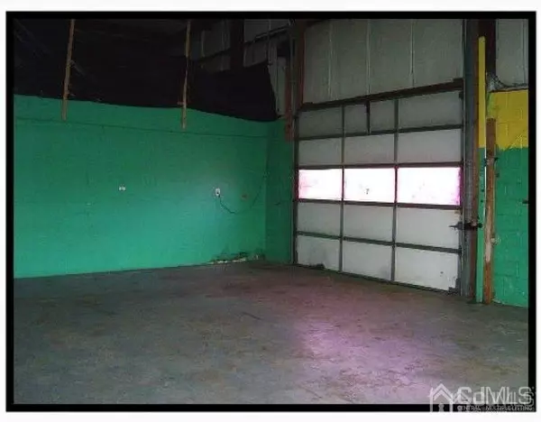 South Plainfield, NJ 07080,2280-2280 S CLINTON AVE