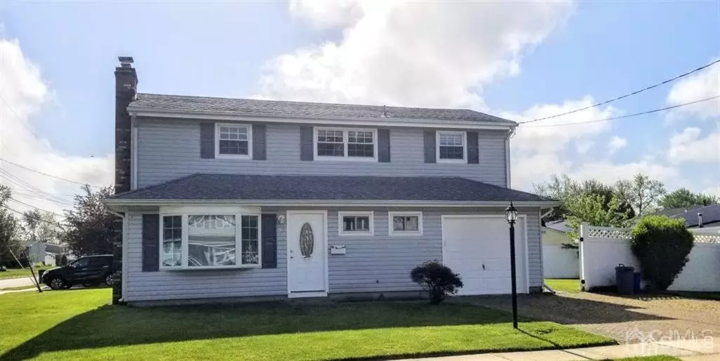 30 grace DR, Old Bridge, NJ 08857