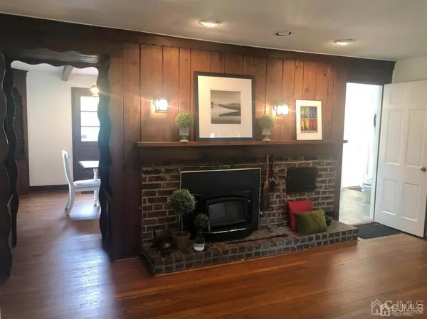 Plainfield, NJ 07062,935 Fernwood AVE