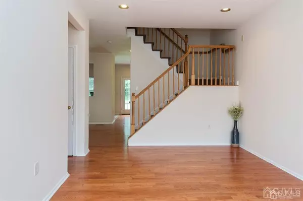 South Plainfield, NJ 07080,907 MARGARET CT