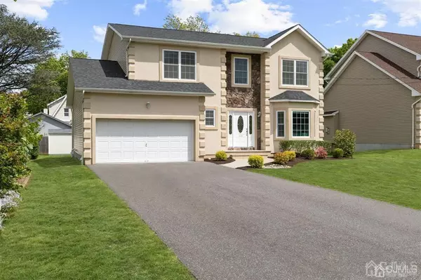 Edison, NJ 08817,115 OAKLAND AVE