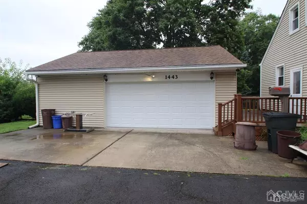South Plainfield, NJ 07080,1443 LEONARD ST