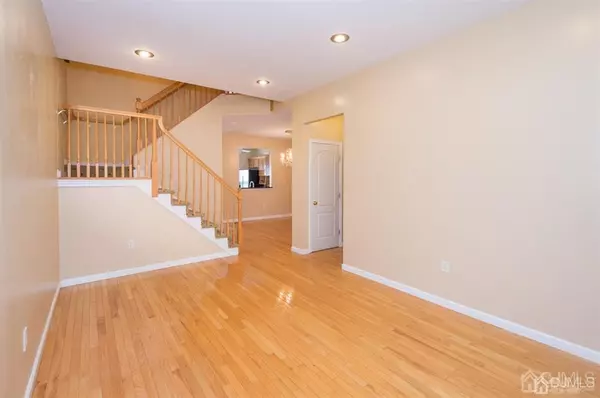 South Plainfield, NJ 07080,1309 JOSEPH CT