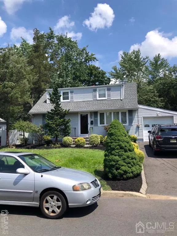 Old Bridge, NJ 08857,38 MIMI RD