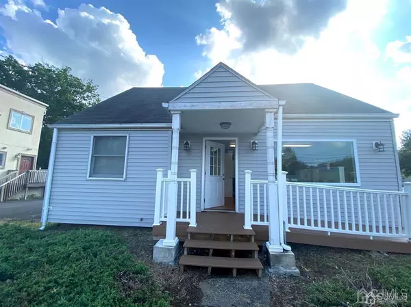 East Brunswick, NJ 08816,741 E STATE ROUTE 18 HWY