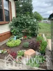 North Brunswick, NJ 08902,15 Burns RD