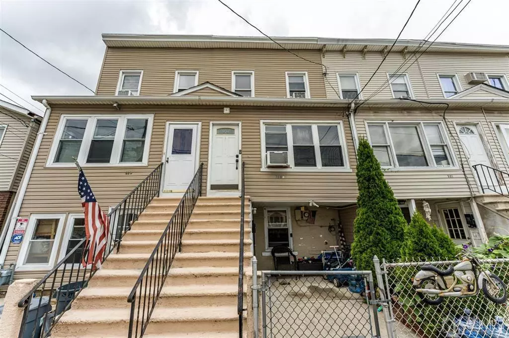 Kearny, NJ 07032,329-1/2 FOREST ST