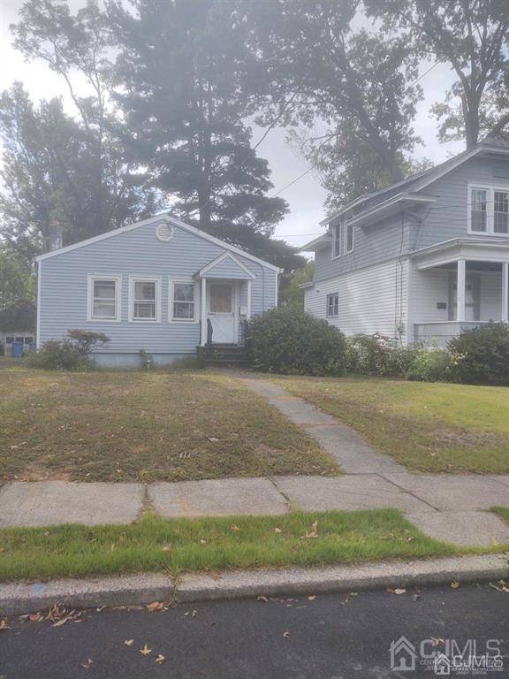 30 Linden ST, Fords, NJ 08863