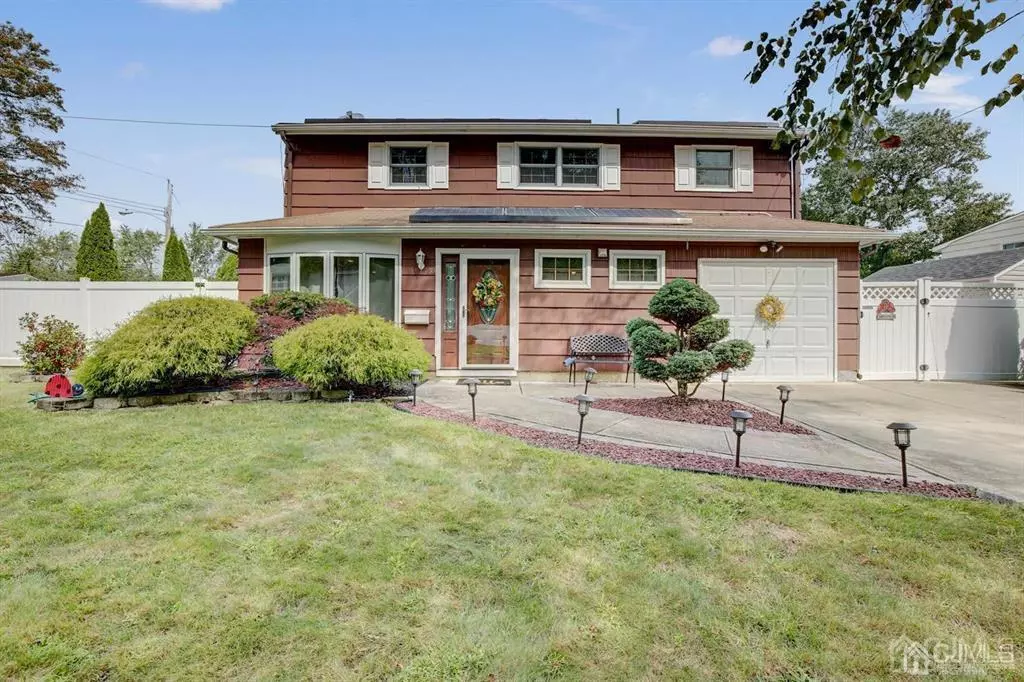 Old Bridge, NJ 08857,28 Morsell PL