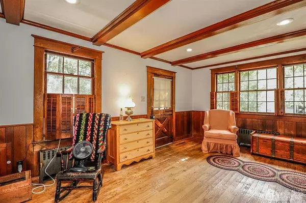 North Brunswick, NJ 08902,339 Church LN