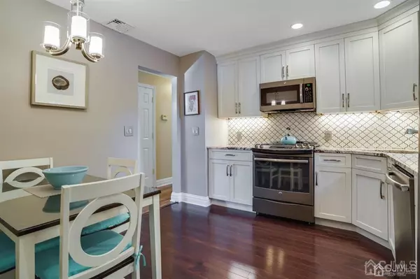 Fords, NJ 08863,11 Dunbar AVE