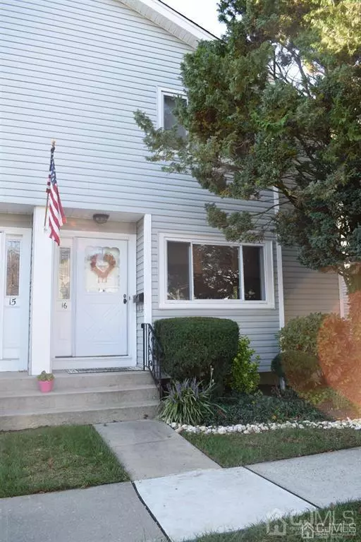 16 Davids CT, South Brunswick, NJ 08810