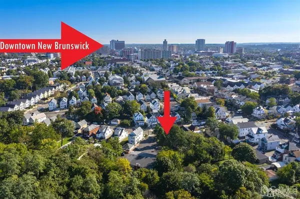 New Brunswick, NJ 08901,12 Laurel PL